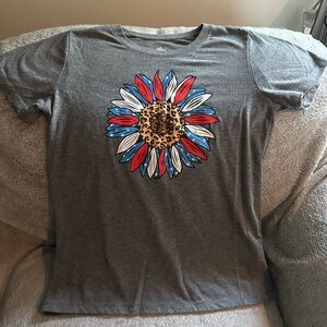 Gray Short Sleeve Tee with Red, Blue & White Sunflower Graphic